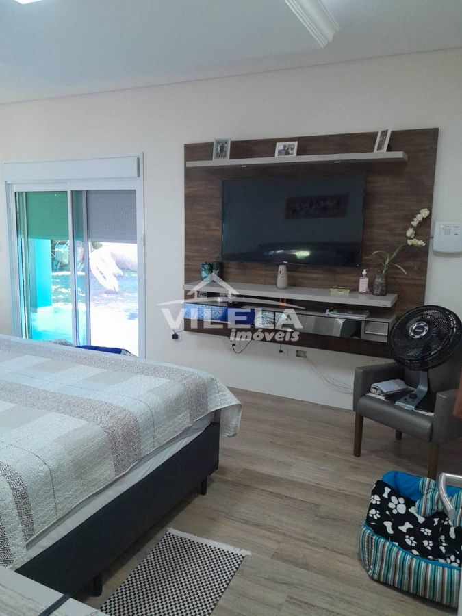 Casa á venda bairro porto novo-caraguatatuba-sp!!