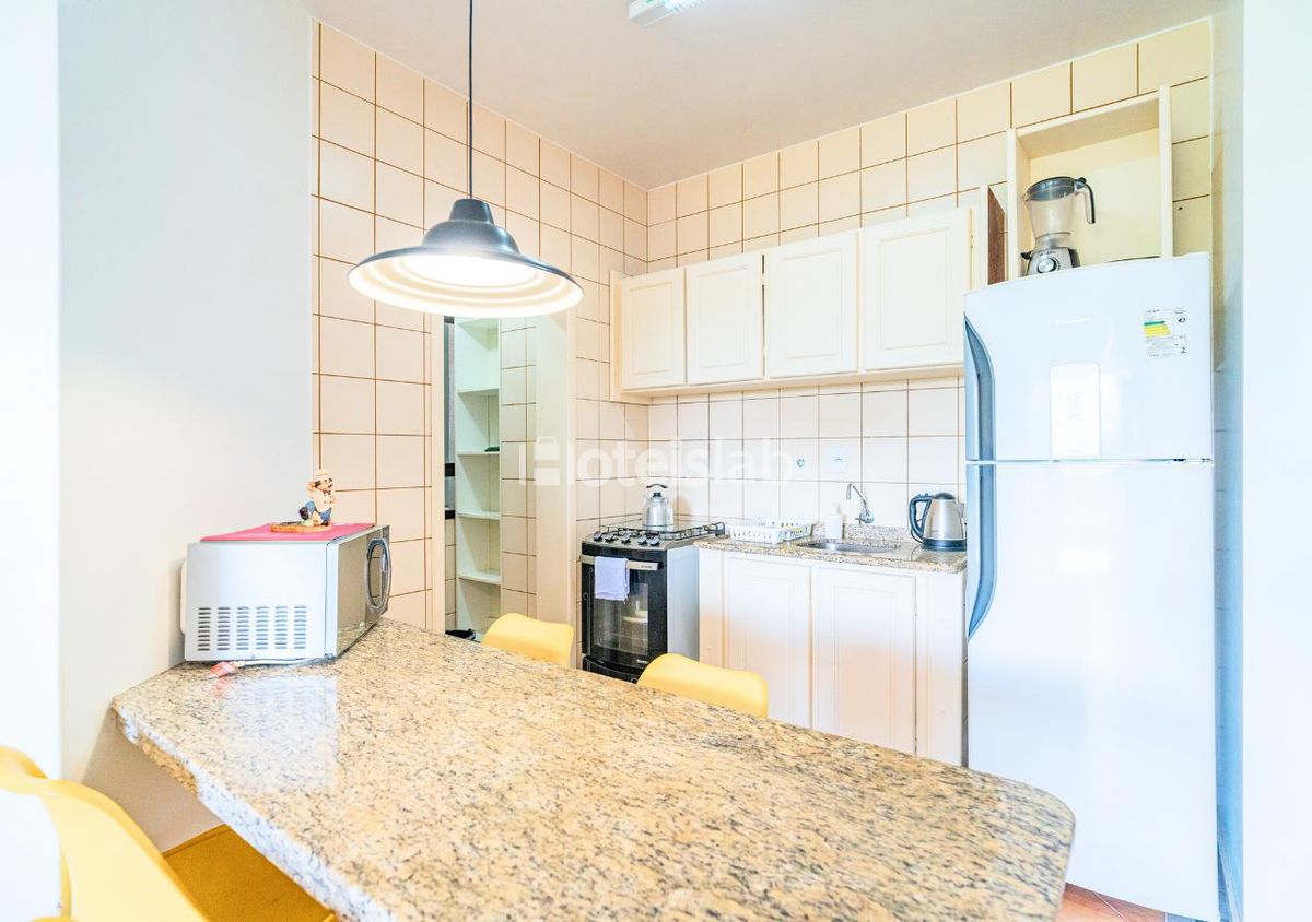 Apartamento de um quarto no Merit Plaza