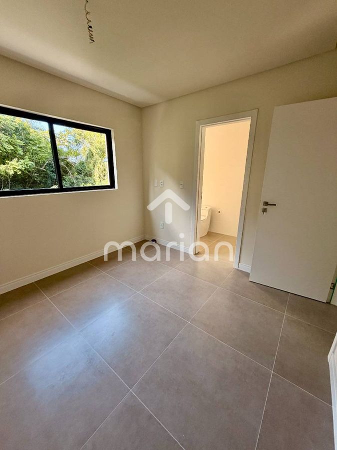 Sobrado com 2 quartos, Praia Grande - Penha