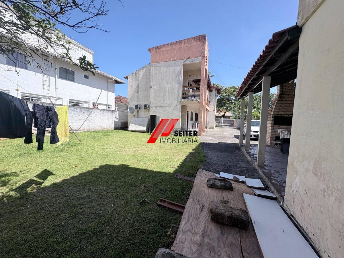 Terreno a venda com 5 apartamentos Cachoeira do bom Jesus Florianopolis
