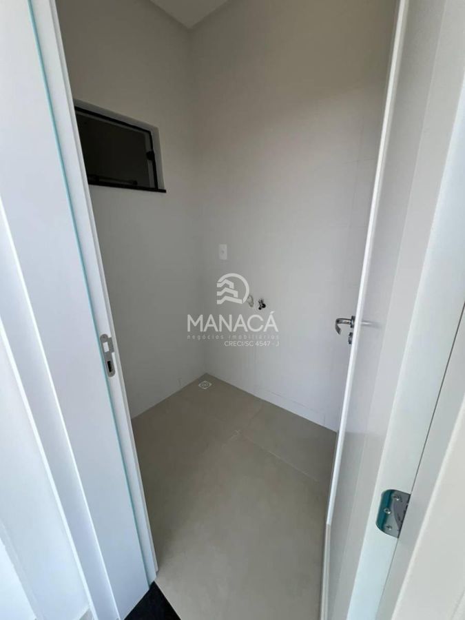 Apartamento 1 suíte + 2 quartos na Praia Central de Barra Velha
