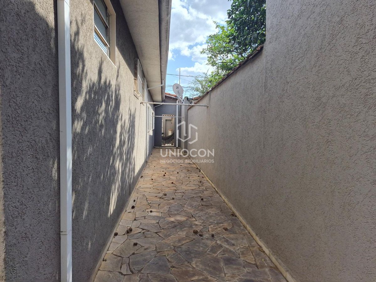 Casa, 3 quartos, 250 m² - Foto 16