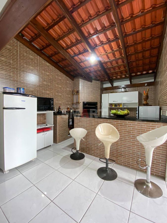 Casa com 4 Quartos à Venda em Três Rios do Sul