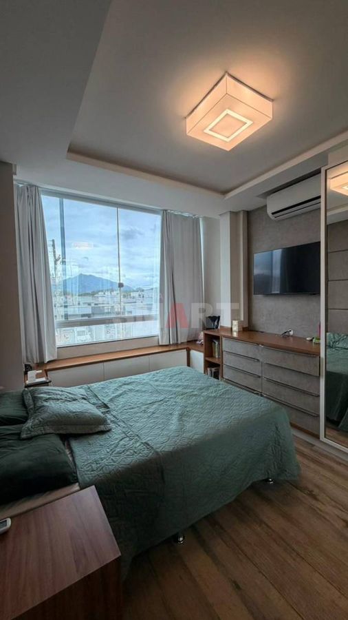 Geminado com 3 quartos mobiliado