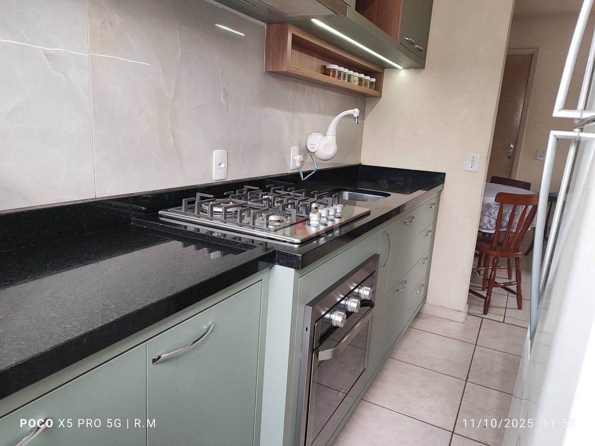 Apartamento com 2 quartos em Nereu Ramos