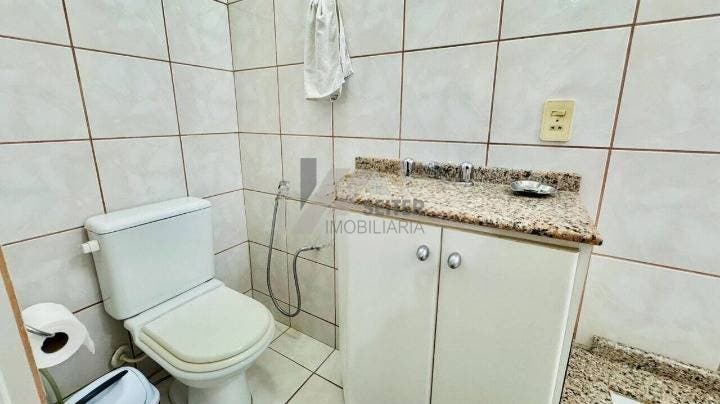 Apartamento de 3 quartos a venda na Av Mauro Ramos Centro