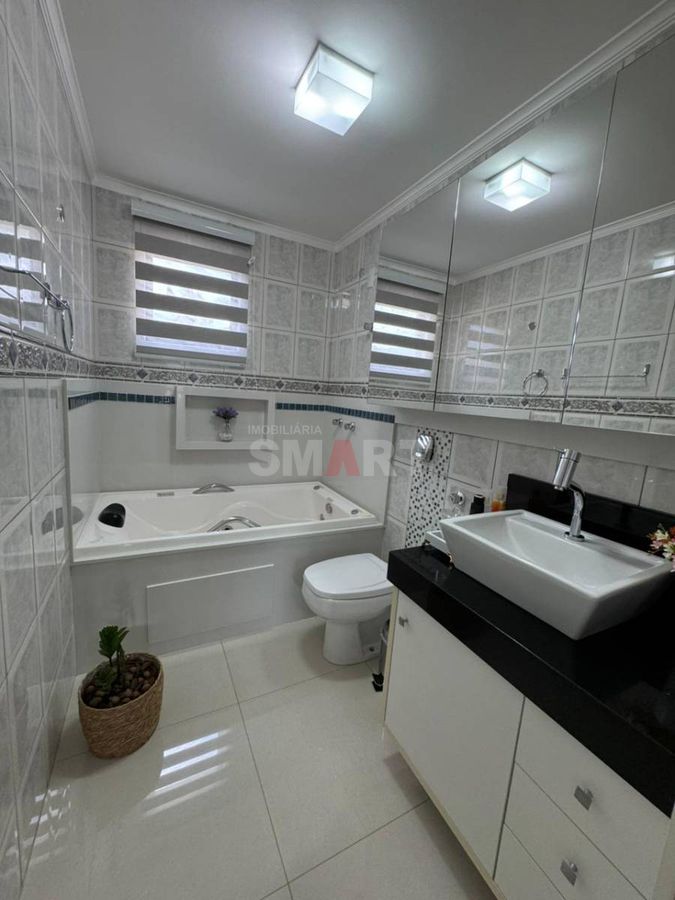 Apartamento com 1 Suite e 1 Quarto no Centro de Jaraguá do Sul