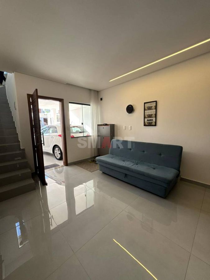 Geminado Duplex com 1 Suite e 2 Quartos no Rau