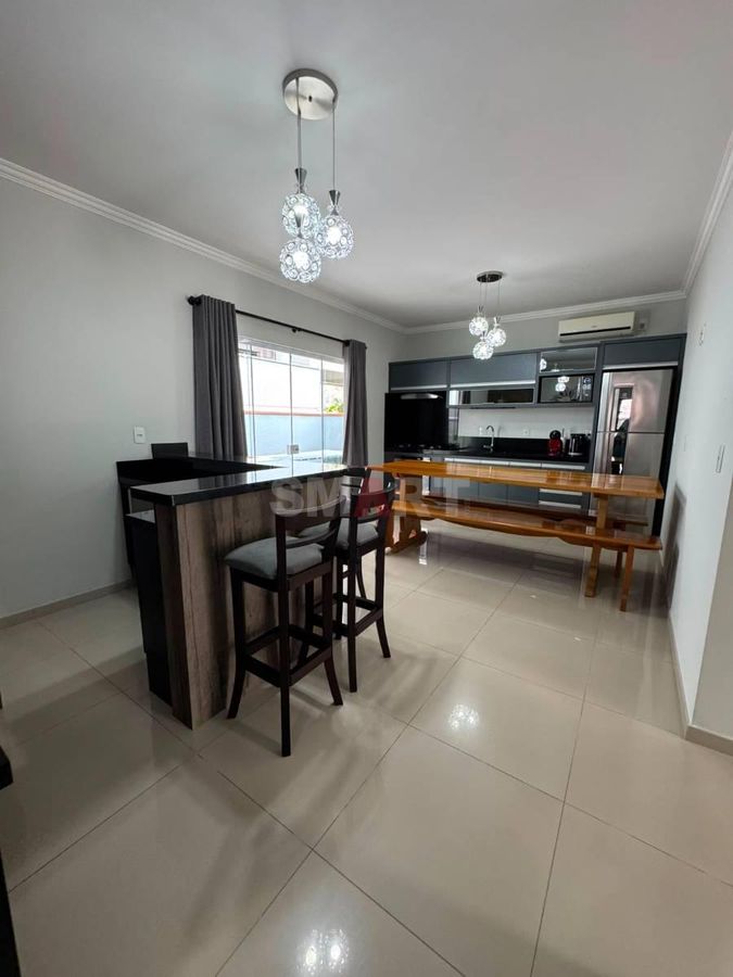 Casa Mobiliada no Rau com uma Suíte e 2 Quartos