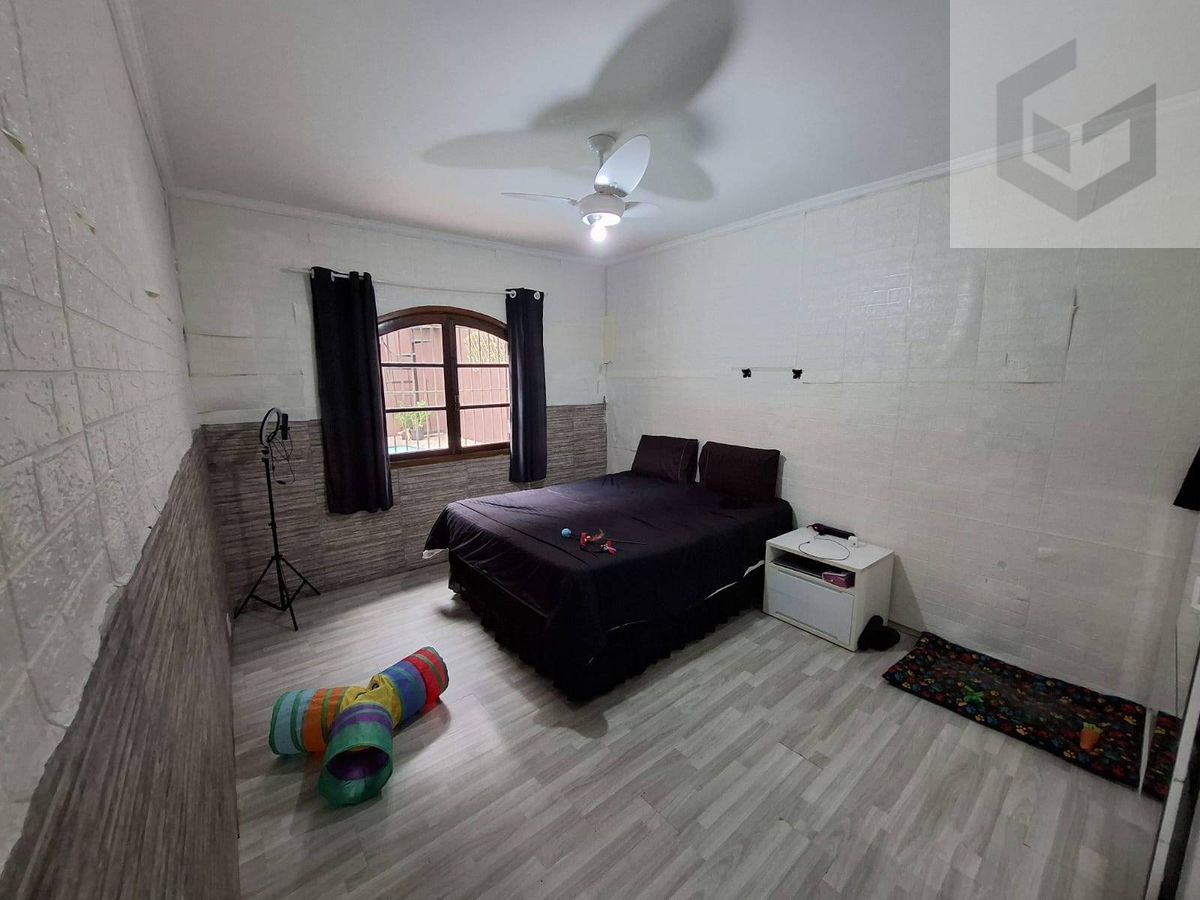 Casa com 2 quartos à Venda, Vila Santa Terezinha (Zona Norte) - São Paulo