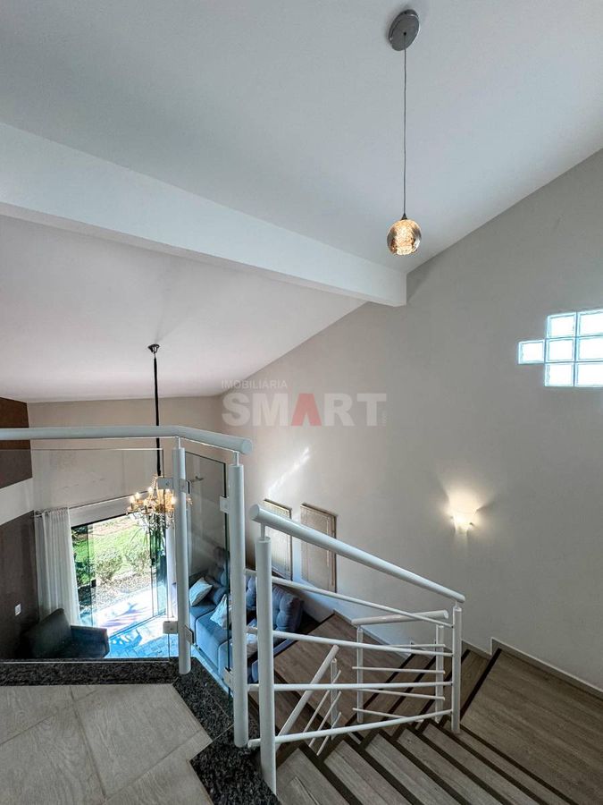 Casa na Ilha da Figueira com Suíte + 02 Dormitórios, Piscina e Área de Festa