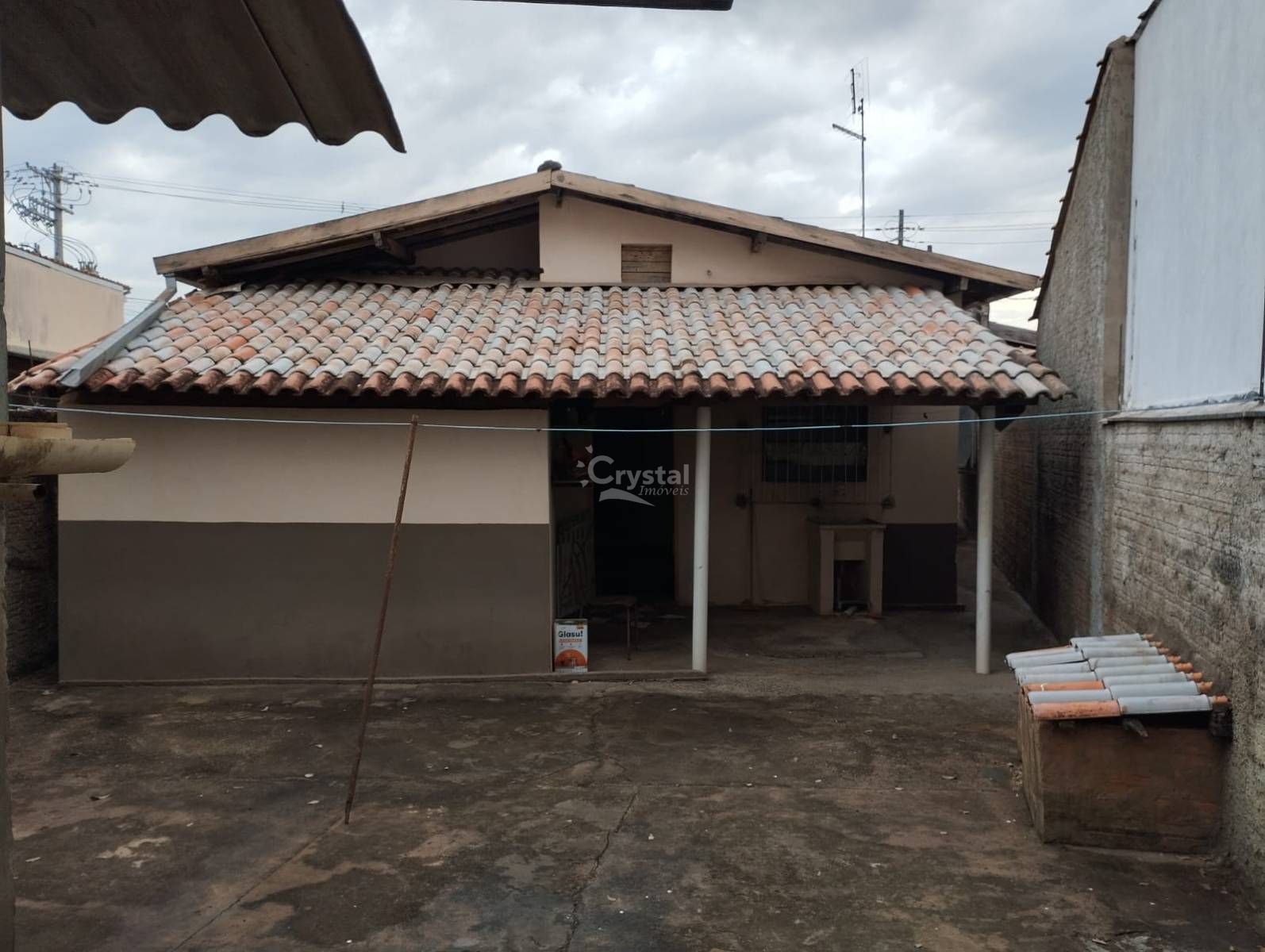 Casa à Venda com 2 Quartos, Lavanderia e Garagem Coberta em Jardim Bom Sucesso II - Avaré. Foto 2