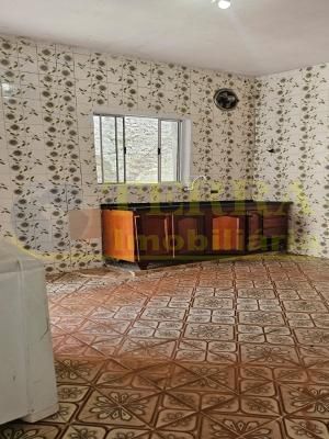 Terreno com 4 casas em Osasco: 355m², 9m frente, desocupado - 2