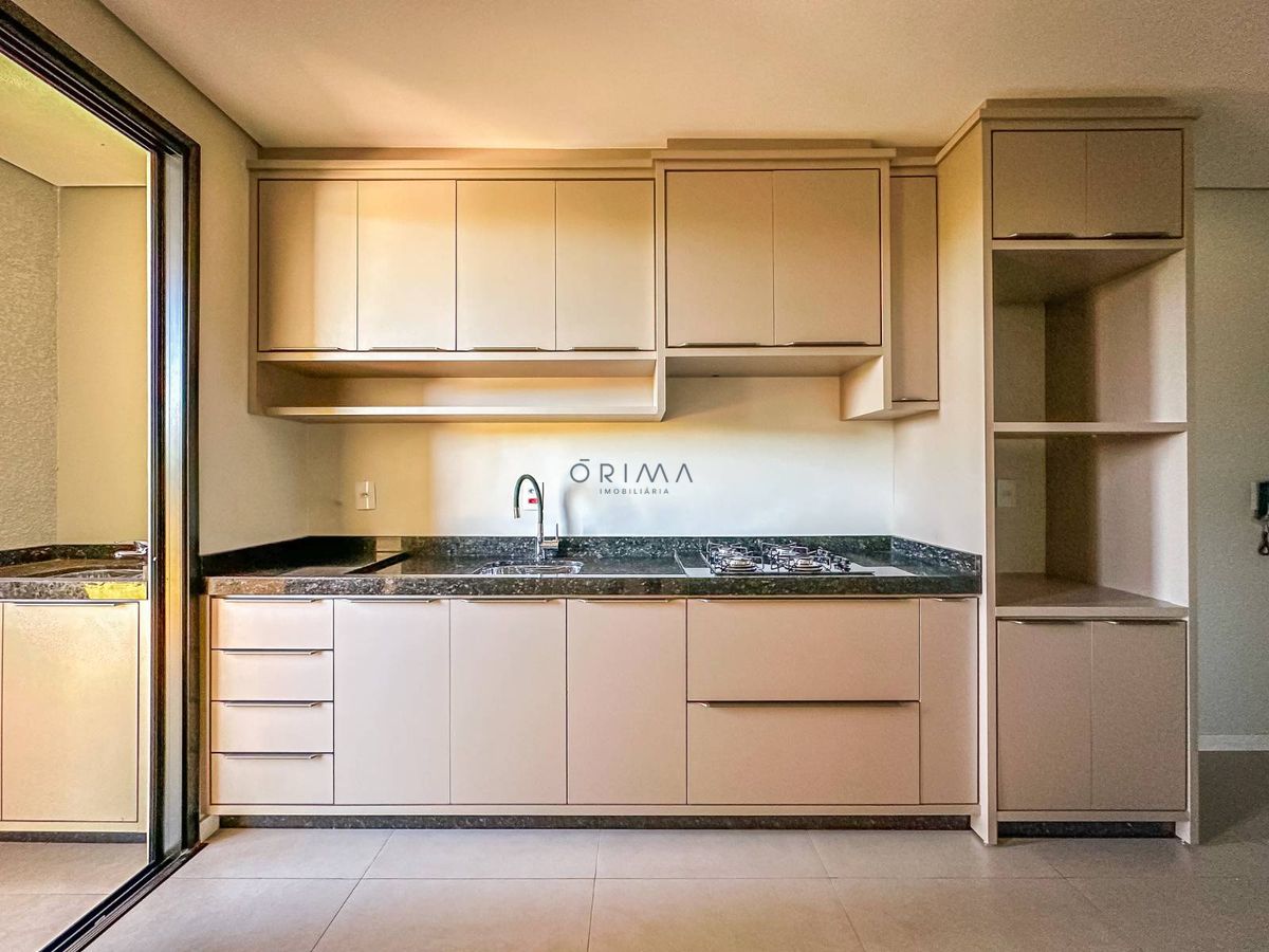 Apartamento semimobiliado para locação, com 01 suíte + 01 quarto, sacada com churrasqueira, VILA INDUSTRIAL - TOLEDO/PR