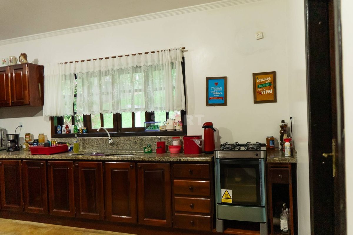 Chácara com 8 Lagoas, 2 Casas e Choupana de Festas em Guaramirim