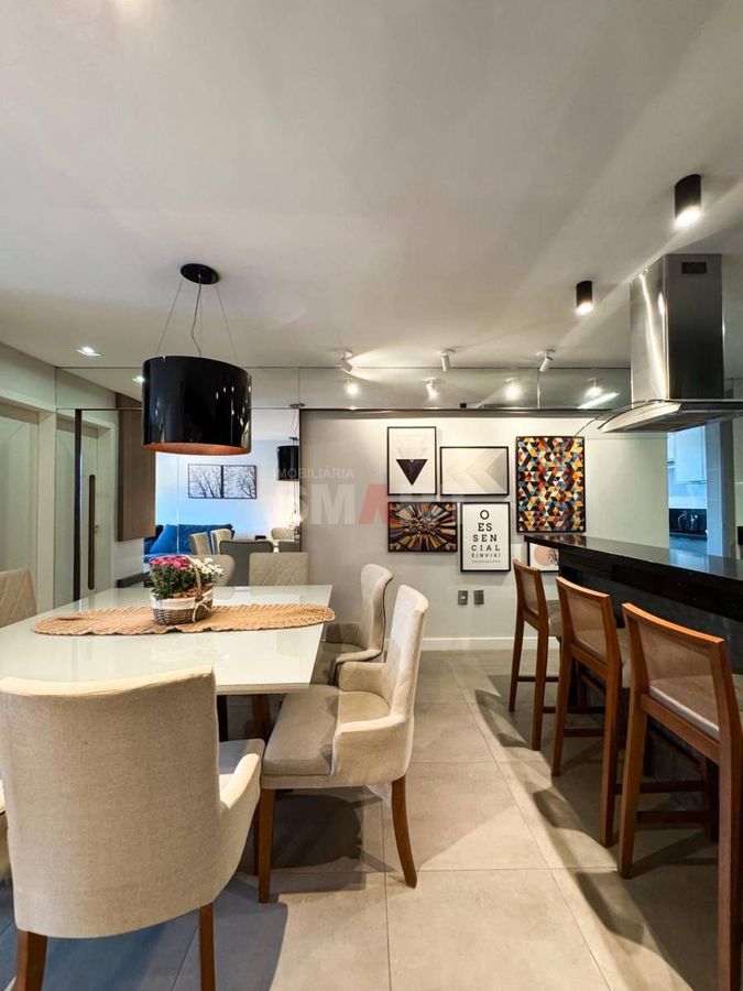 Apartamento à Venda com 01 Suíte mais 02 Quartos no Czerniewicz