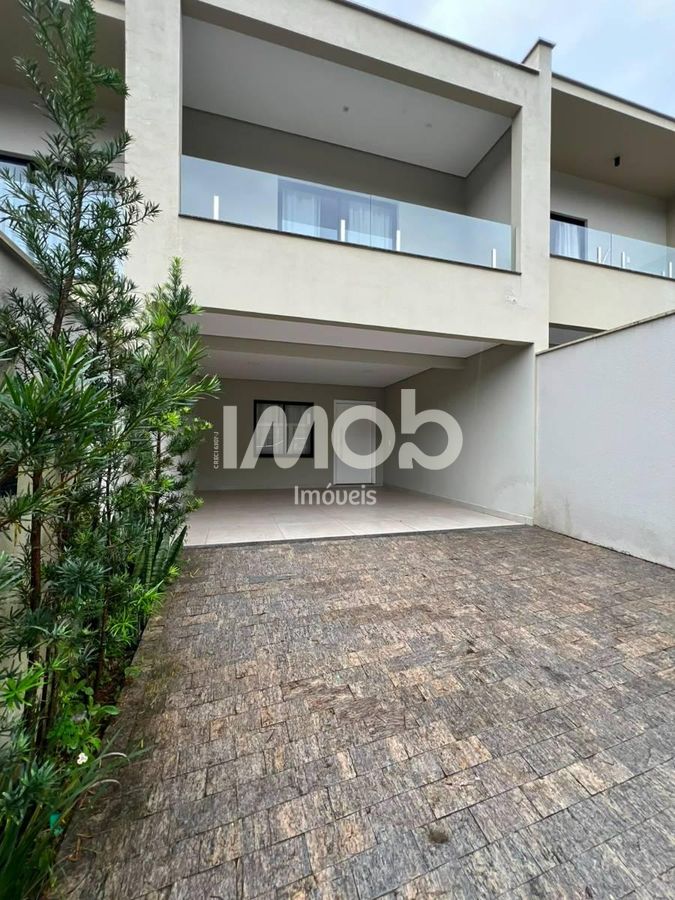 Geminado com suíte + 2 quartos, chico de paulo