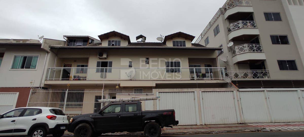 Casa de 8 quartos, 410m² no bairro Centro, em Balneário Camboriú | Eu Corretor