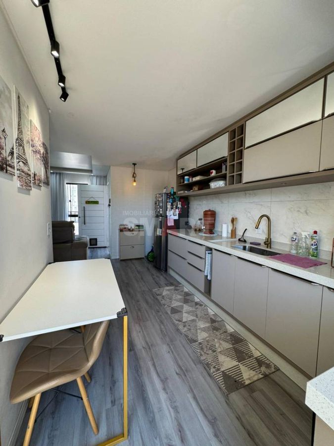 Geminado Duplex com 2 Suítes no bairro Três Rios do Sul