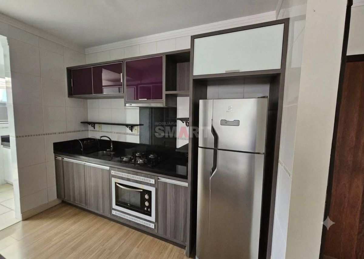 Apartamento com 2 quartos e Ampla Área Externa no Água Verde