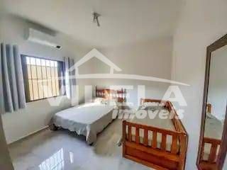 Casa com 3 dormitórios-ótima localização no mar verde-praia da mococa -caraguatatuba-sp!!!