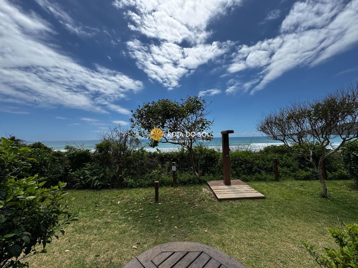 Guilhermina Residencial Sobrado frente mar Praia Canto Grande Bombinhas SC - 13