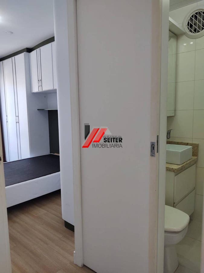 Cobertura para locação com 3 dormitórios em Carvoeira Florianópolis