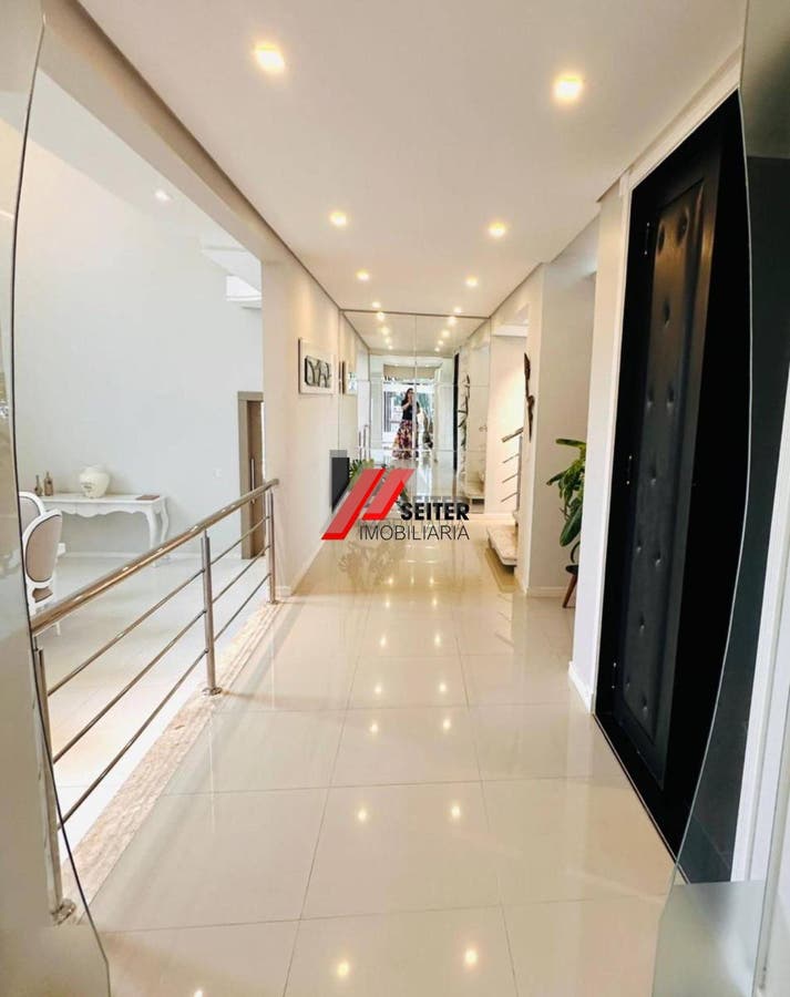Casa de 5 suítes Alto Padrão à Venda condomínio Altos de São José no Roçado