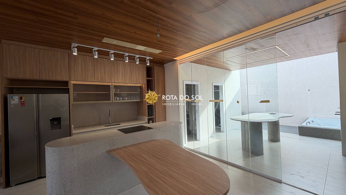Casa 3 Dormitórios Praia Bombas Bombinhas SC - 6
