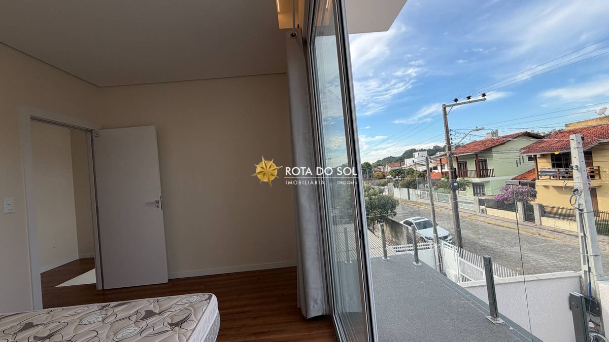 Casa 3 Dormitórios Praia Bombas Bombinhas SC - 15