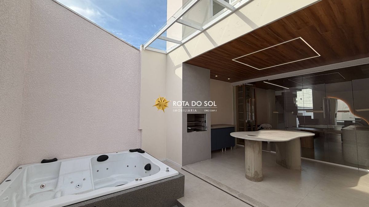 Casa 3 Dormitórios Praia Bombas Bombinhas SC - 10