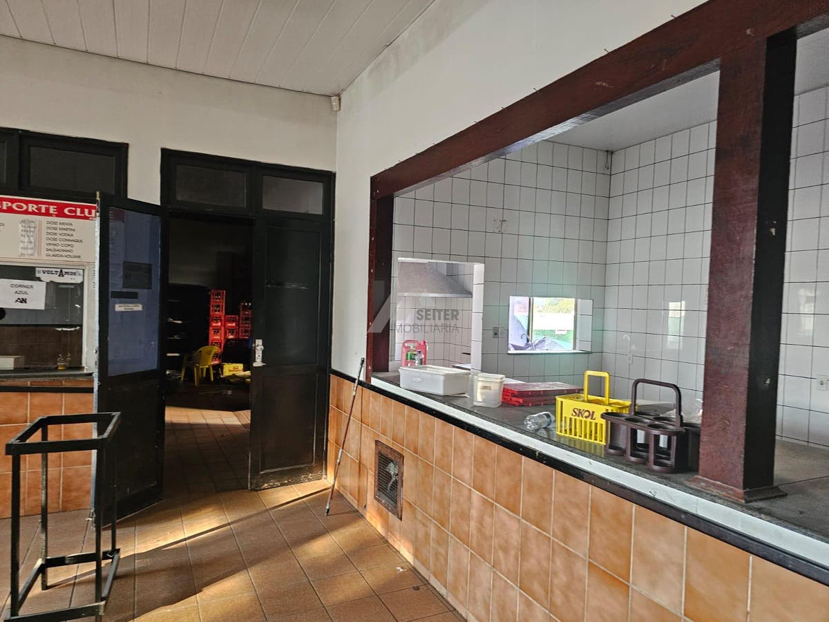 Galpão a venda bairro Capoeiras de 780m²
