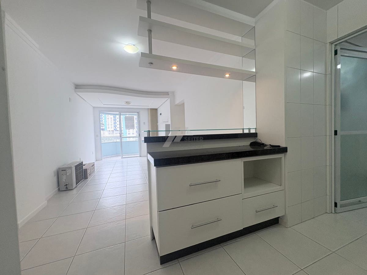 Apartamento de 2 dormitorios com suite a venda Itacorubi Residencial Las vegas