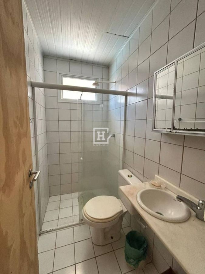Casa com 5 quartos à Venda, Atalaia - Aracaju