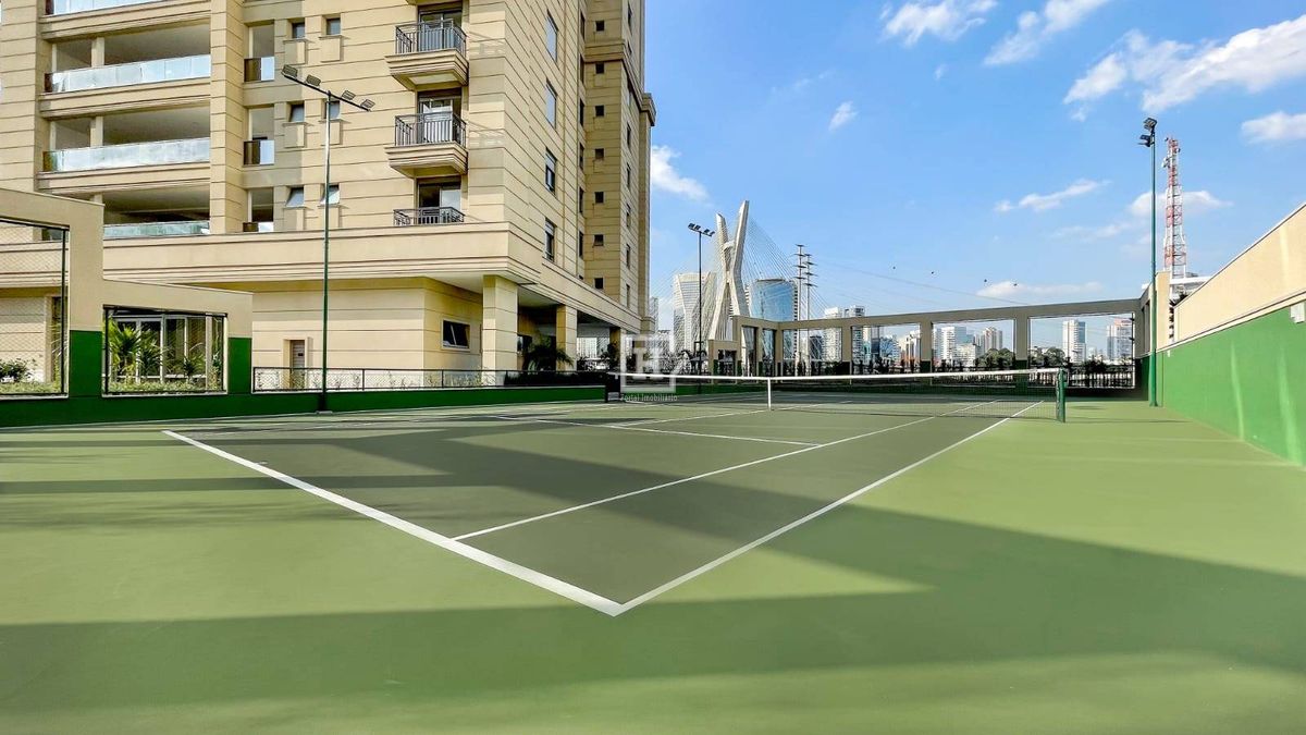 Apartamento com 3 quartos à Venda, Real Parque - São Paulo