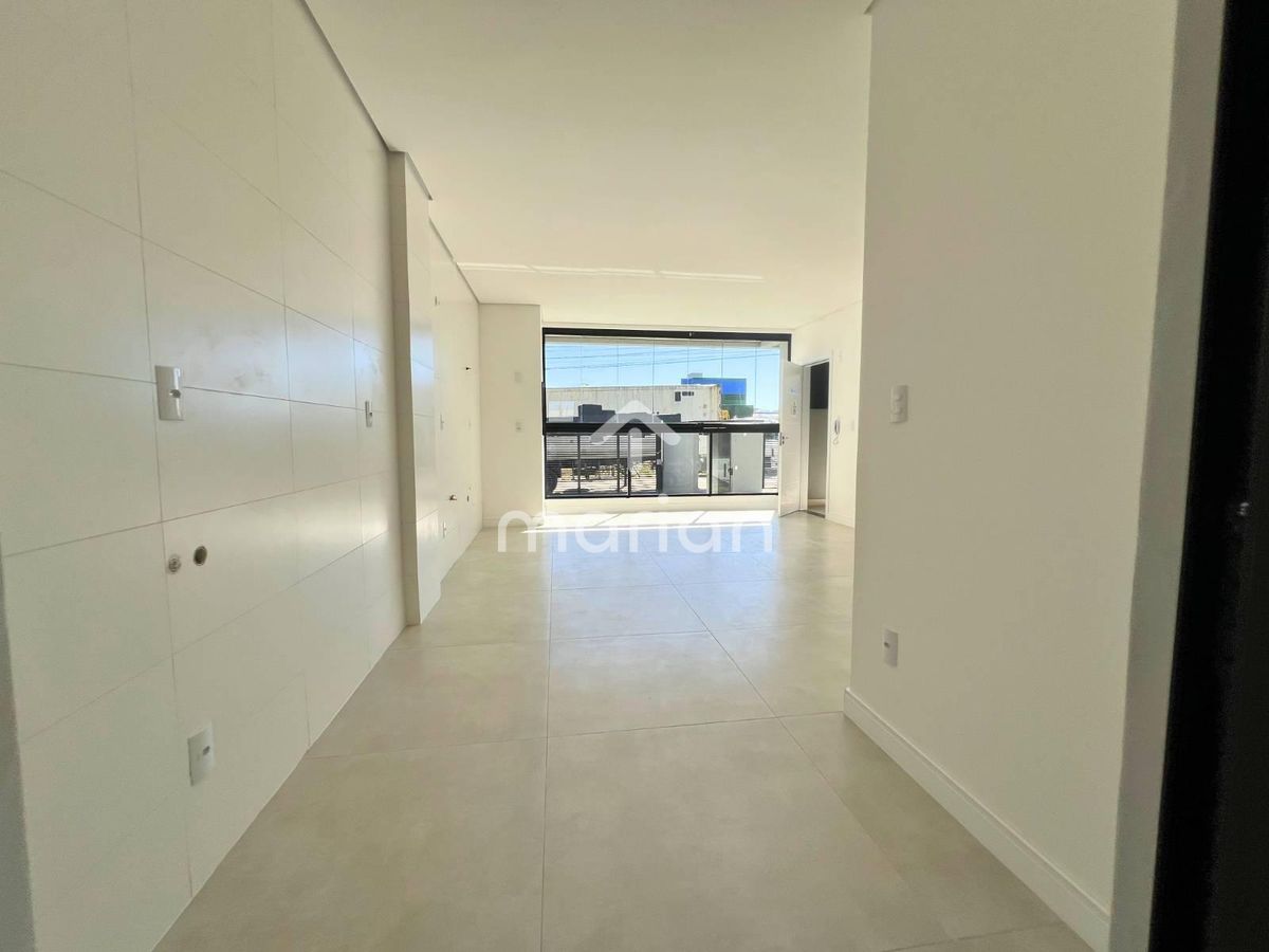 Apartamento com 2 quartos, Itacolomi - Balneário Piçarras