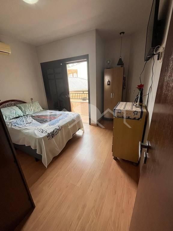 Casa, 3 quartos, 275 m² - Foto 14