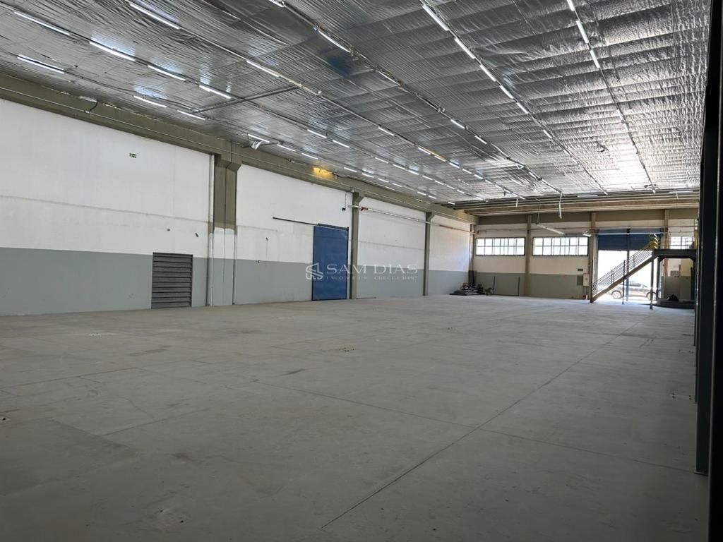 Depósito-Galpão, 2150 m² - Foto 1