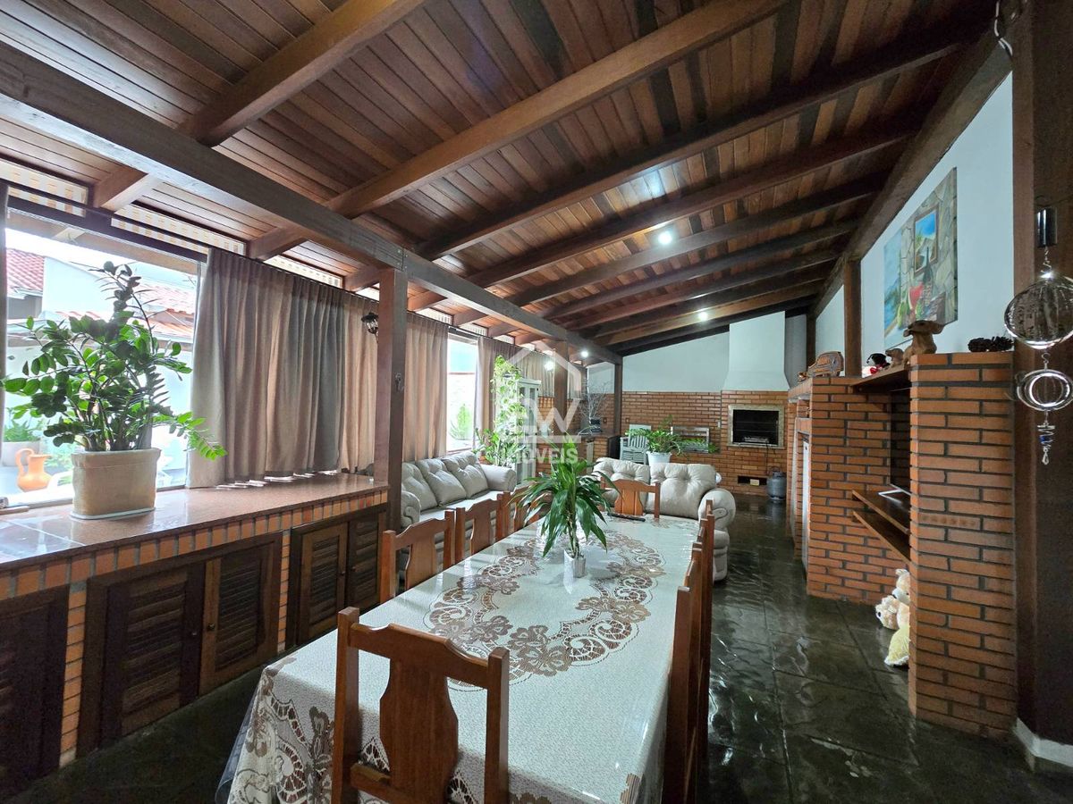 Casa, 3 quartos, 392 m² - Foto 2