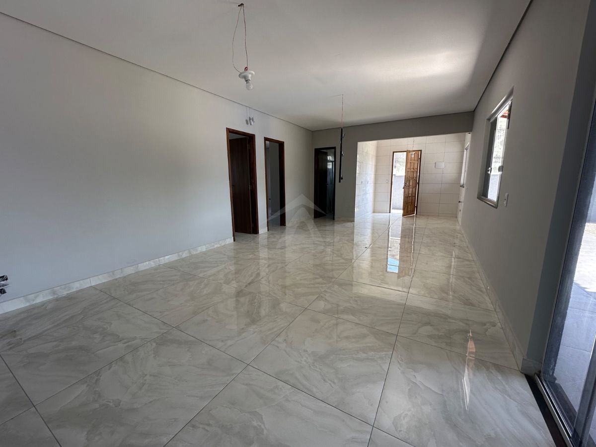 Casa com piscina, 2 quartos sendo 1 suíte, são josé