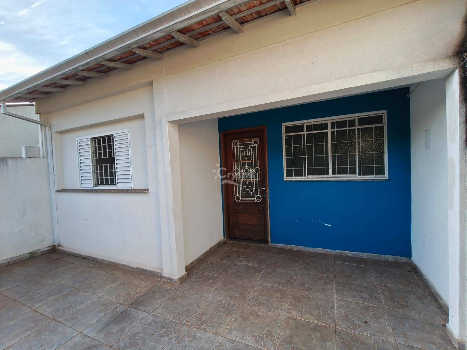 Casa com 2 Quartos, Lavanderia Coberta, Quintal e Garagem para Alugar no Centro - Avaré. Foto 2