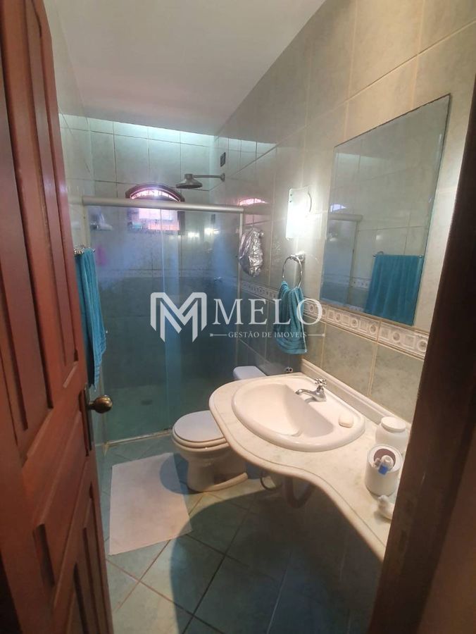 Casa, 3 quartos, 230 m² - Foto 4
