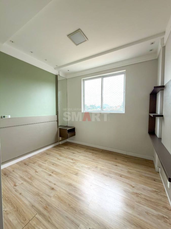 Apartamento no Centro com 1 Suíte + 2 Quartos Prédio Completo