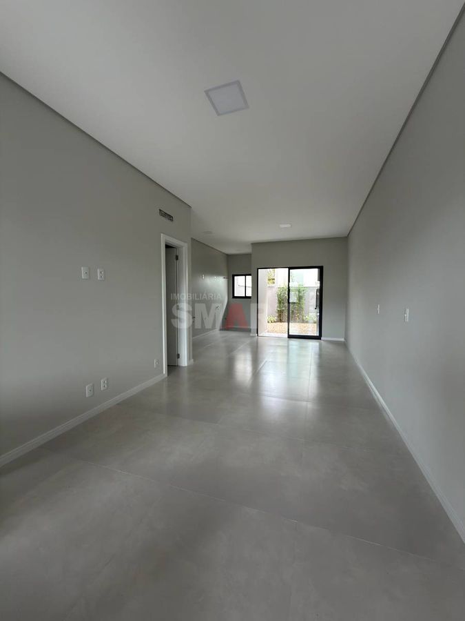 Geminado novo 1 suíte + 2 quartos em fase final de construção