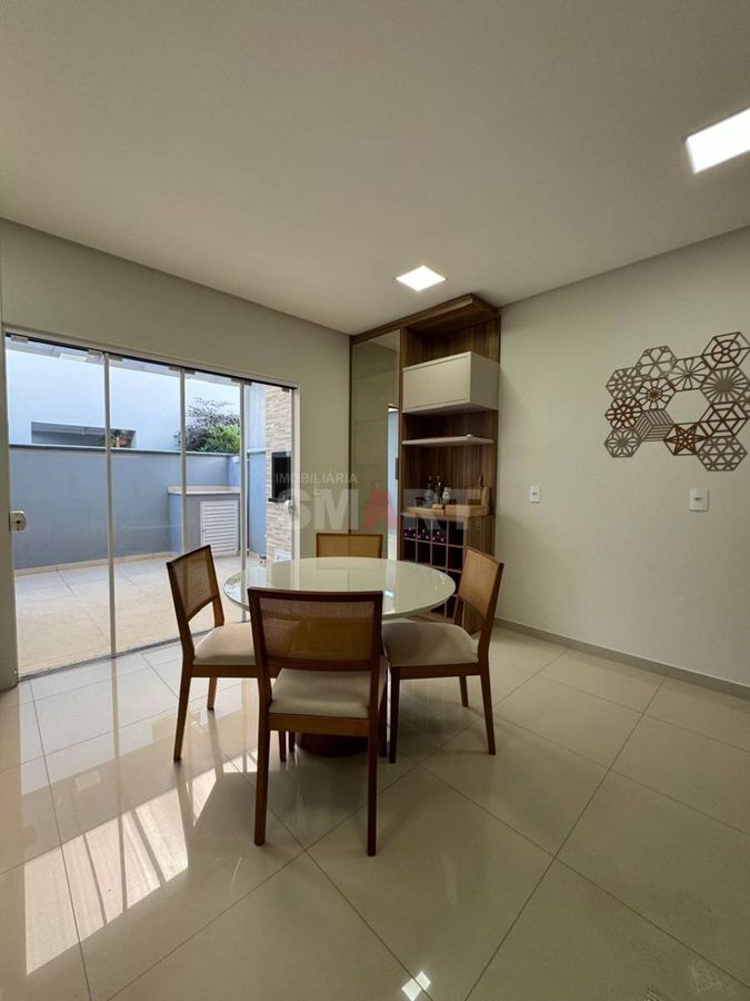 Casa Geminada Semimobiliada com 2 Suítes em Três Rios do Sul