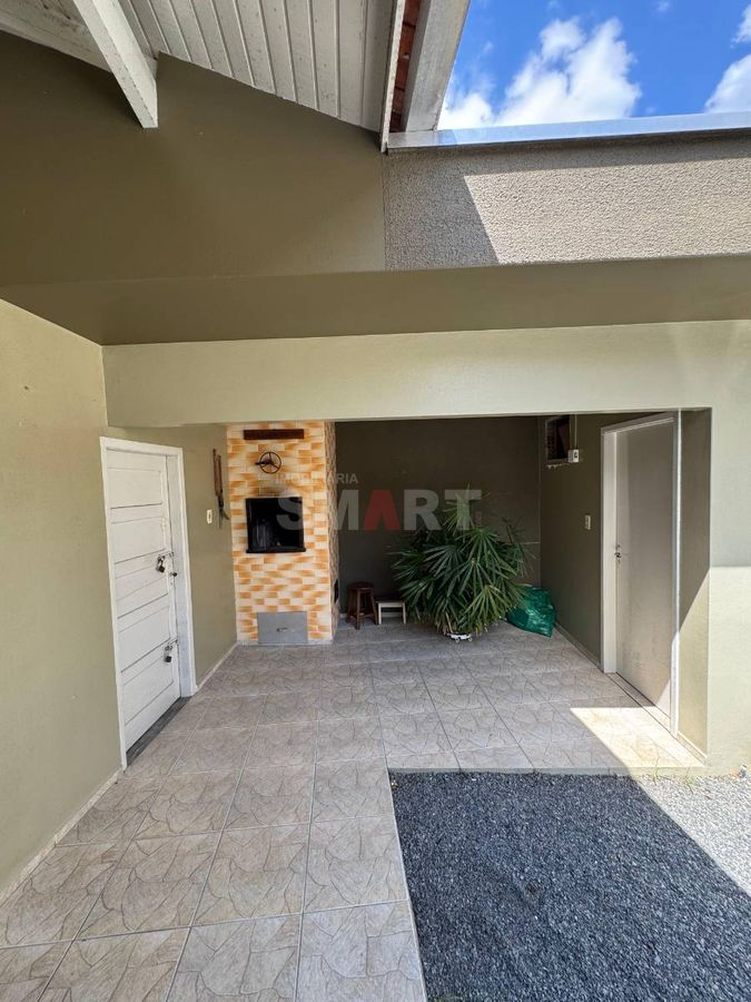 Terreno com 924,27m² com 2 Casas e Piscina no Bairro Vila Lenzi (Avalia Permuta)