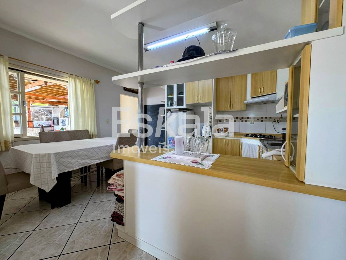 Casa Semi Mobiliada Com 03 Quartos Ilha Da Figueira - Jaraguá Do Sul