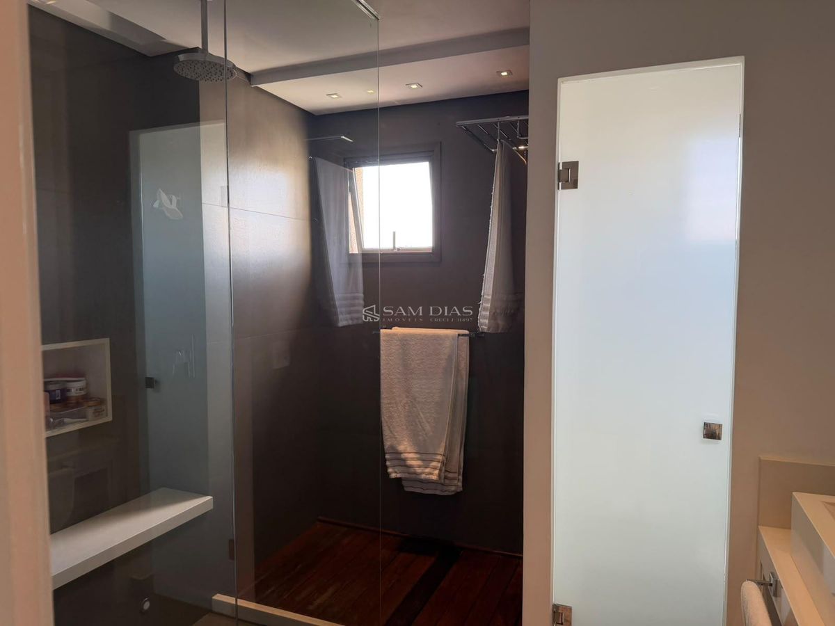 Apartamento, 3 quartos, 252 m² - Foto 8