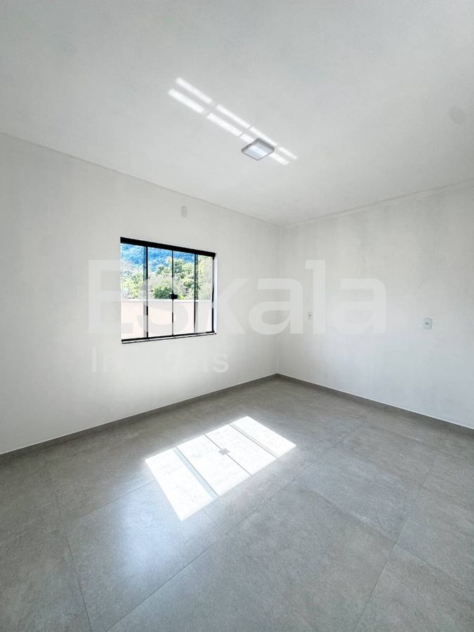 Casa Geminada com 03 Dormitórios - Bairro Rio da Luz, Jaraguá do Sul