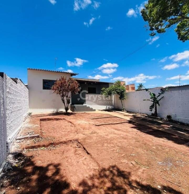 Casa com 2 quartos, Varanda com Lavanderia, Quintal e Entrada para Carros no Jardim Paraíso - Avaré. Foto 2